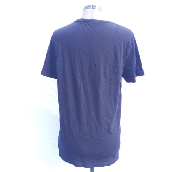 Old Navy The Nightmare Before Christmas Men's T Shirt Size Small Black - Picture 3 of 5